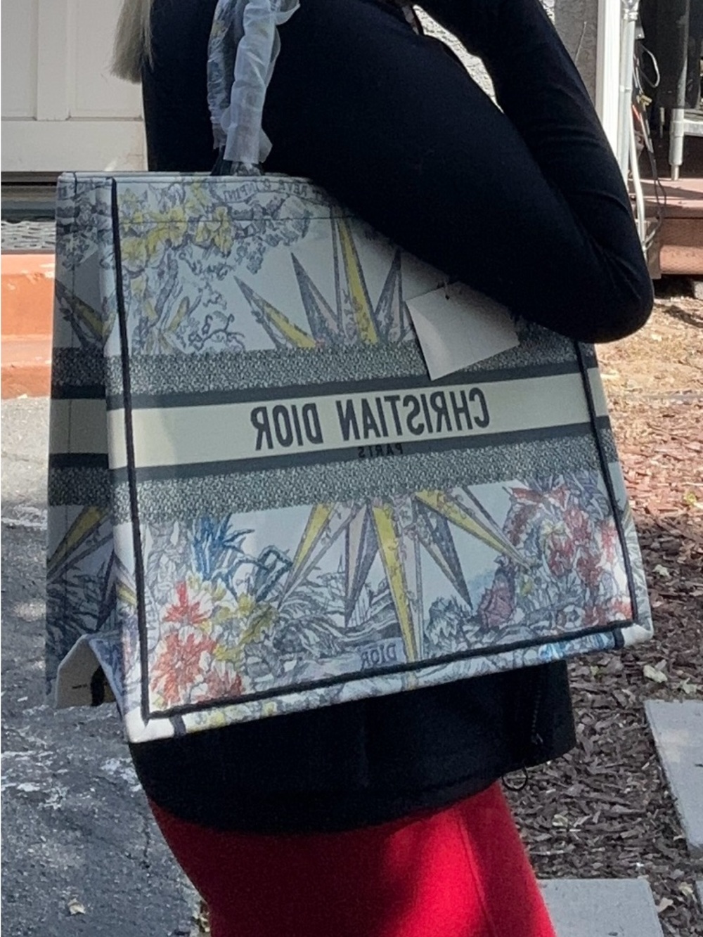 Large Embroidered Book Tote - Multicolor - Picture 4 of 4
